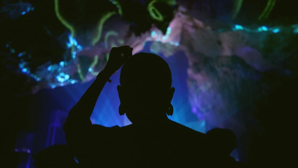 cave rave equation zdjecie z wietnamskiego festiwalu