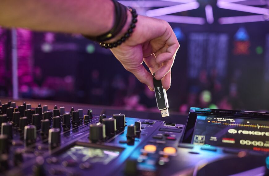 Pendrive dla Dj-ów