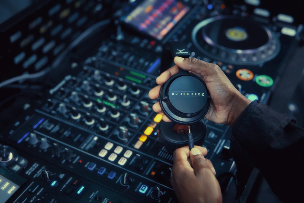 beyerdynamic DJ 300 PRO X
