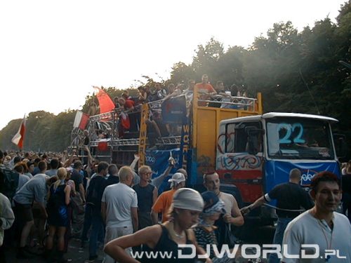 Love Parade 2001 DJ WORLD TRUCK Poland by BBX 